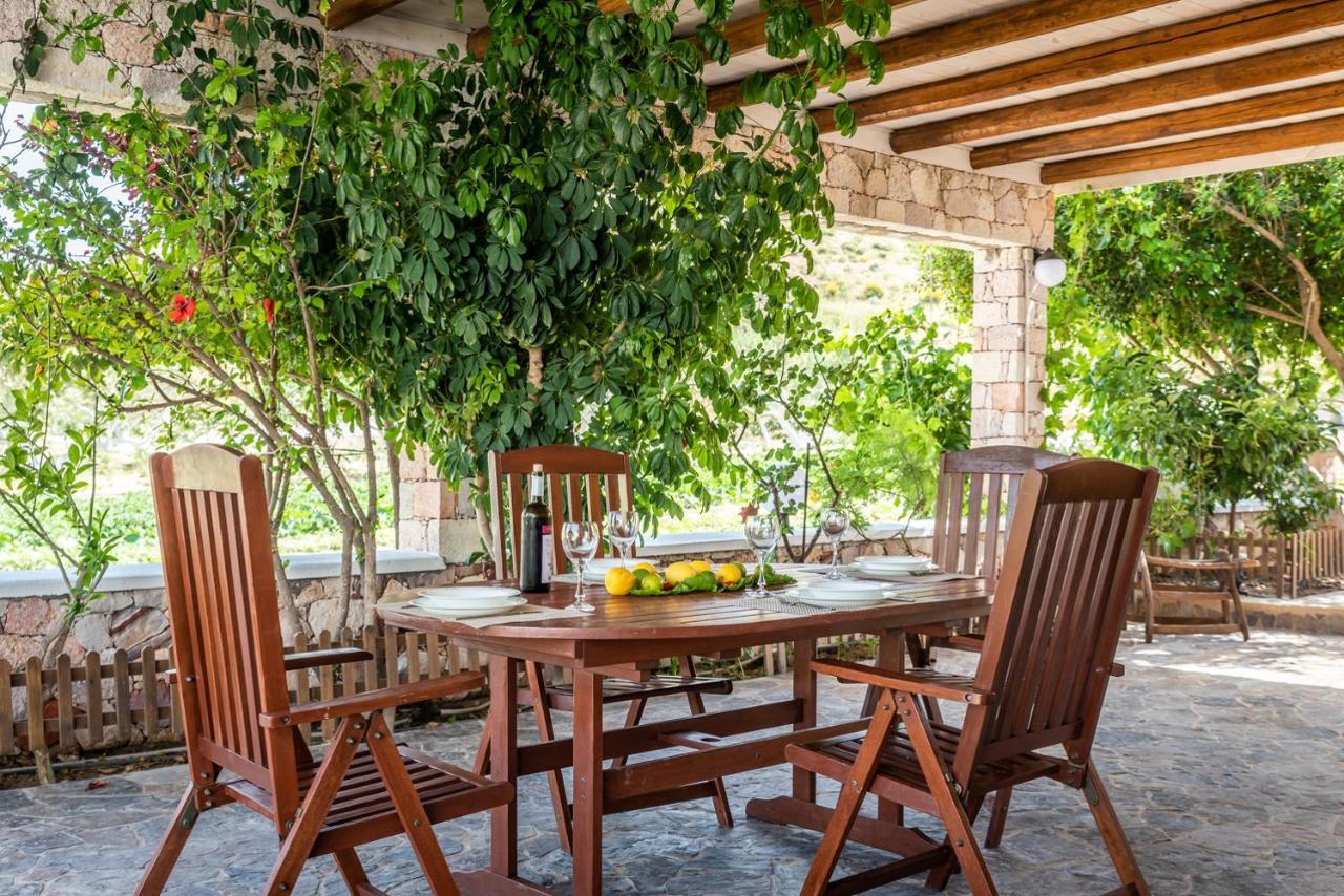 Emilia'S Little Farmhouses Agioi Anargyroi  Luaran gambar